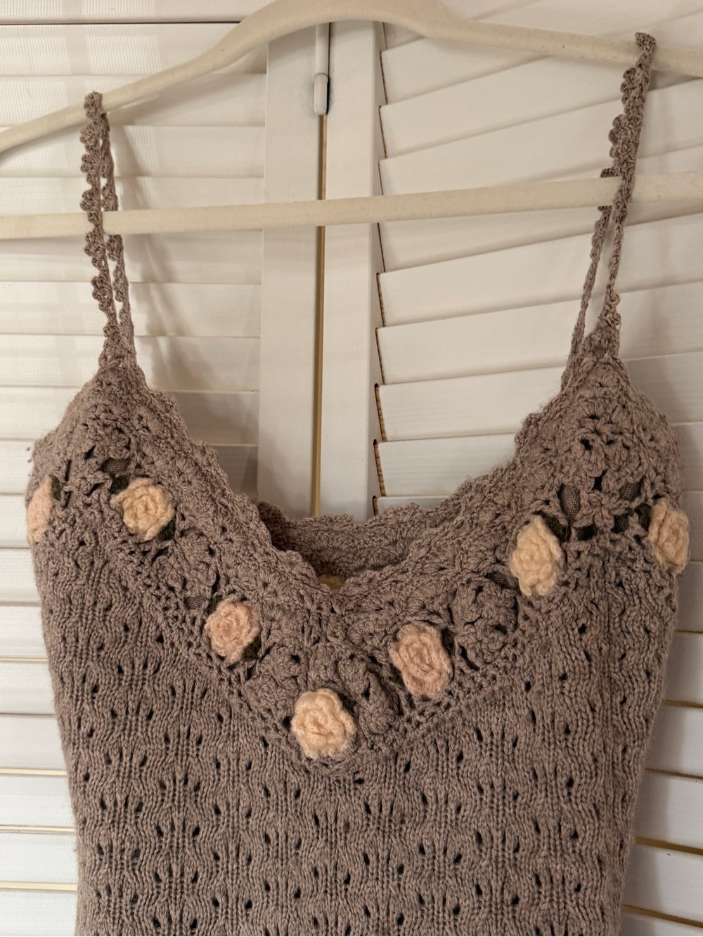 Mirror Palais Rosarium Crochet Dress in Small